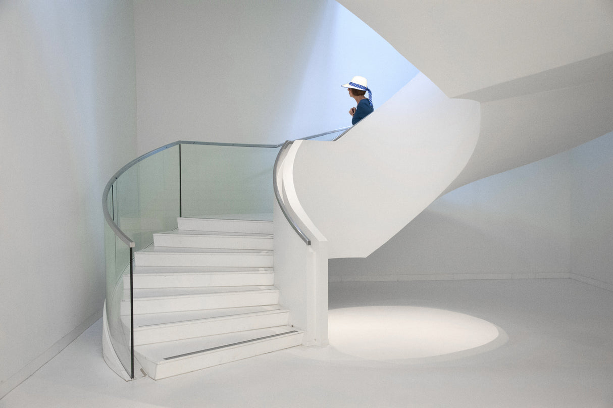 On stairs Poster och Canvastavla
