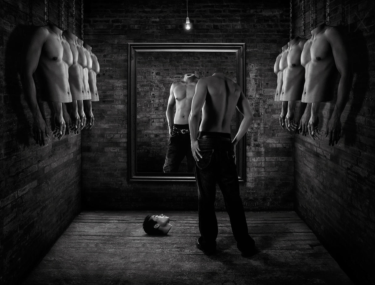 Headless mirror man Poster och Canvastavla