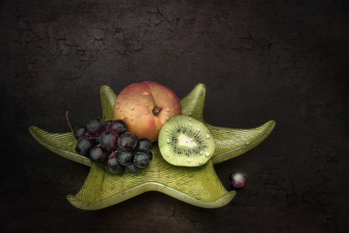 Fruit on the Plate Poster och Canvastavla