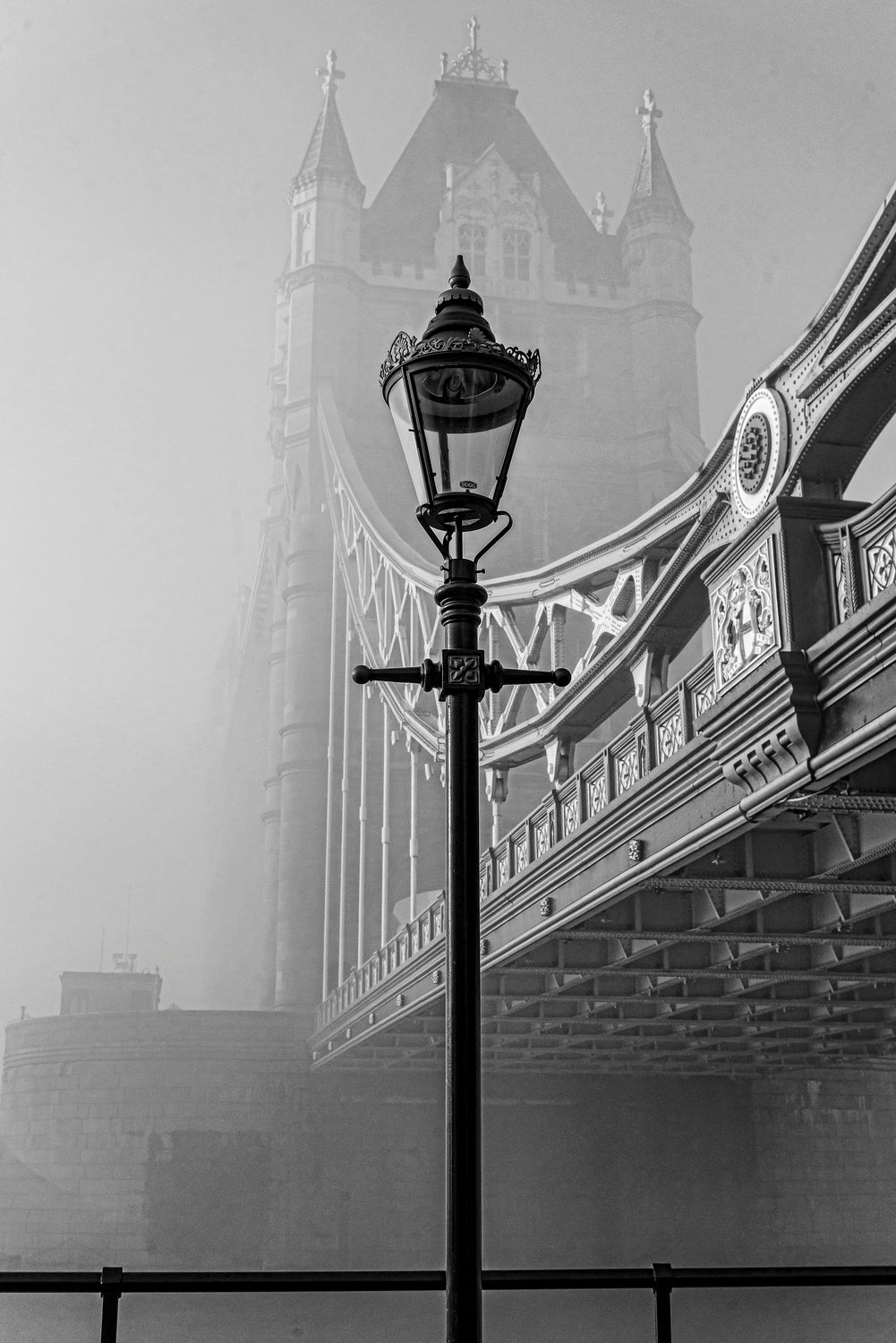 A bridge too far. Poster och Canvastavla