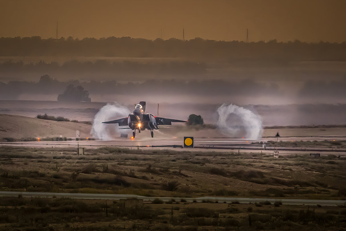 Turbulence at touchdown Poster och Canvastavla