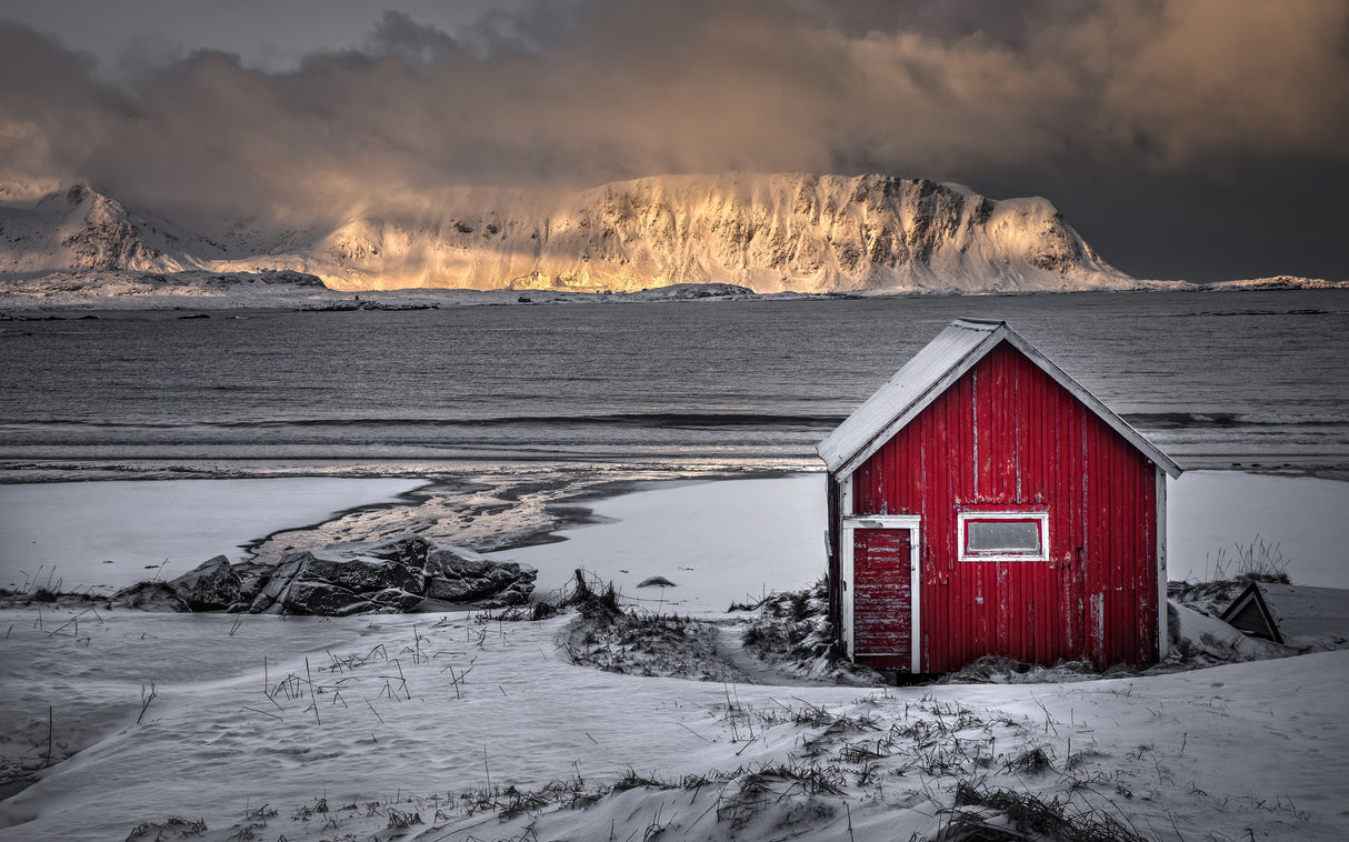 The cabin by Jusnesvika Poster och Canvastavla