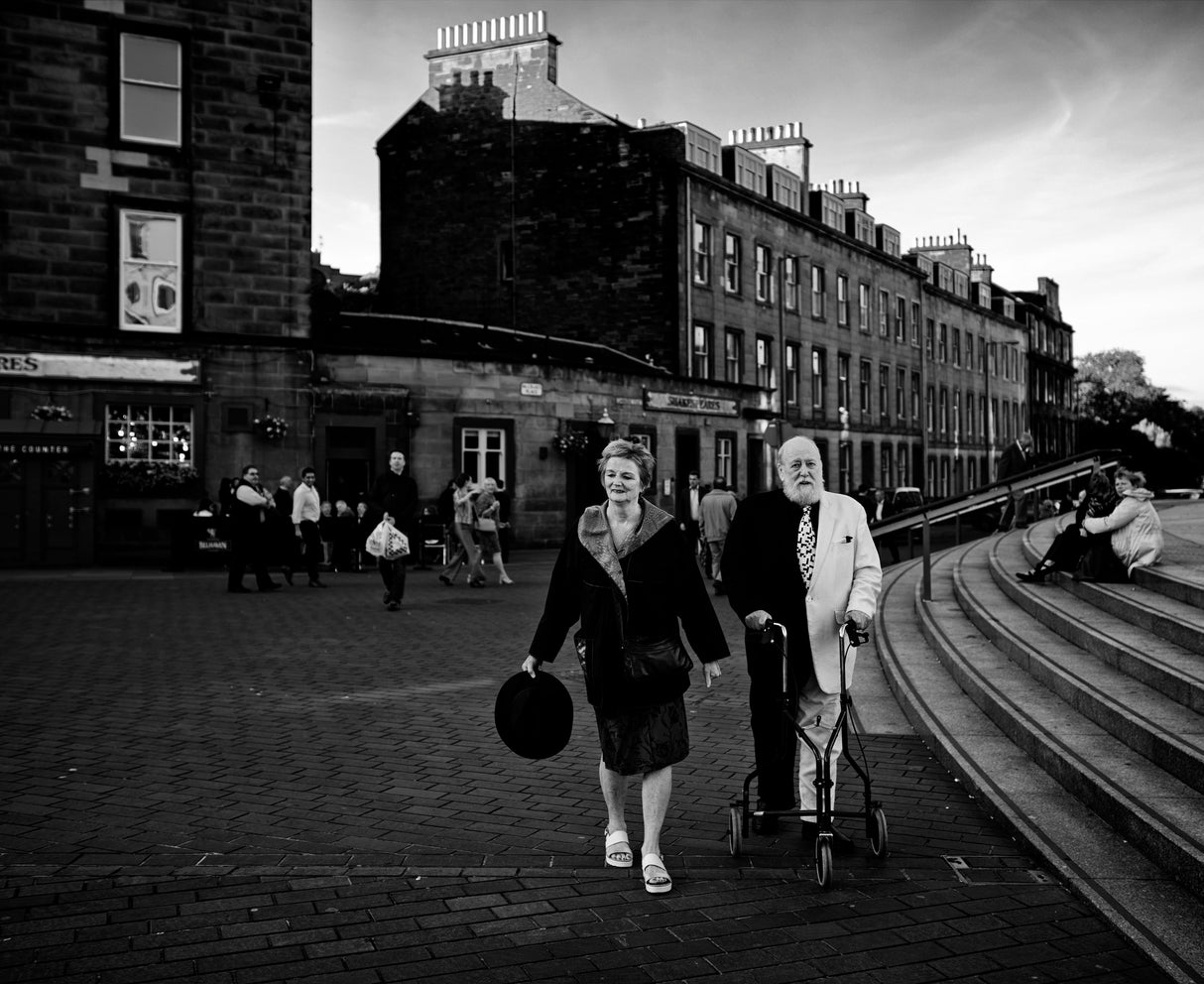 The black and white suit Poster och Canvastavla