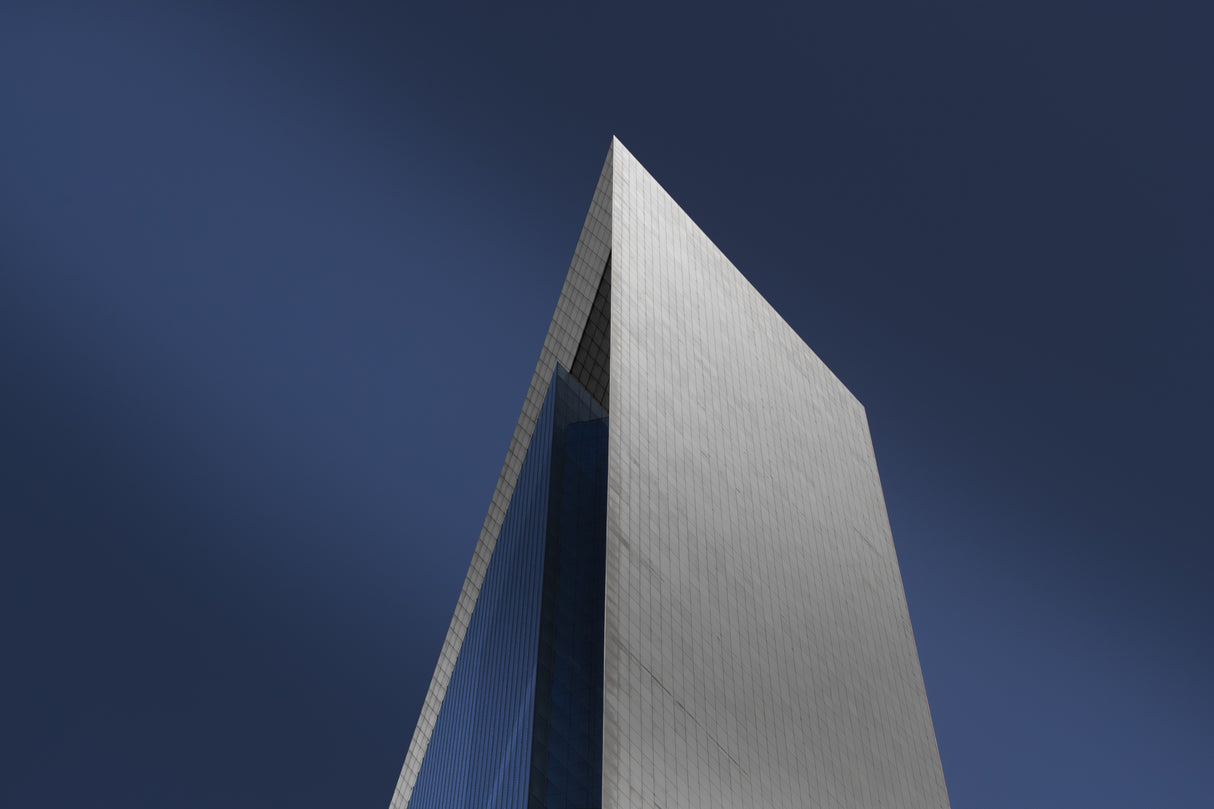 Futuristic Building Poster och Canvastavla