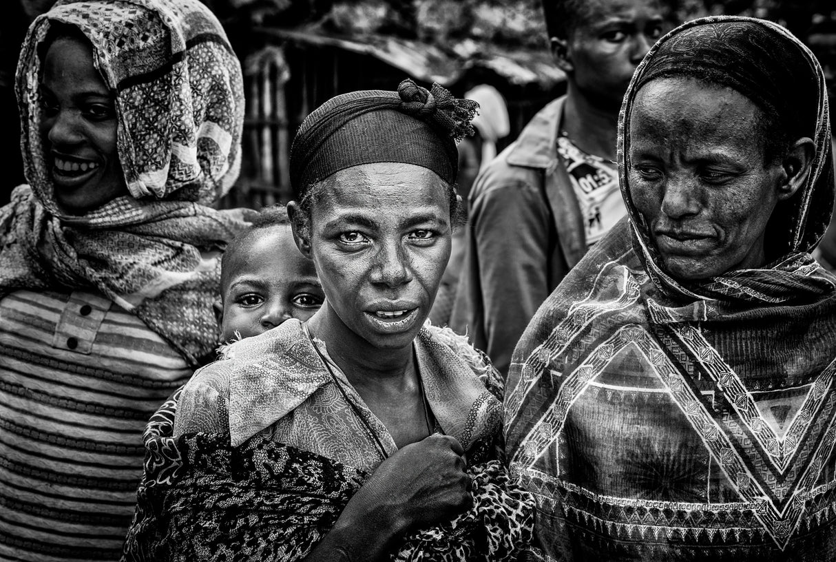 Women in a market in Ethiopia Poster och Canvastavla