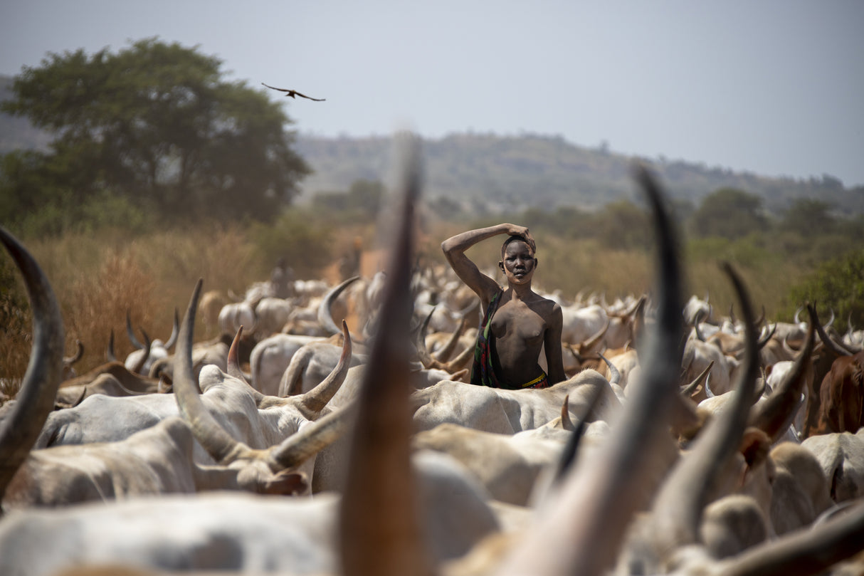 BEAUTIFUL GIRL,MUNDARI, SOUTH SUDAN 2021 Poster och Canvastavla