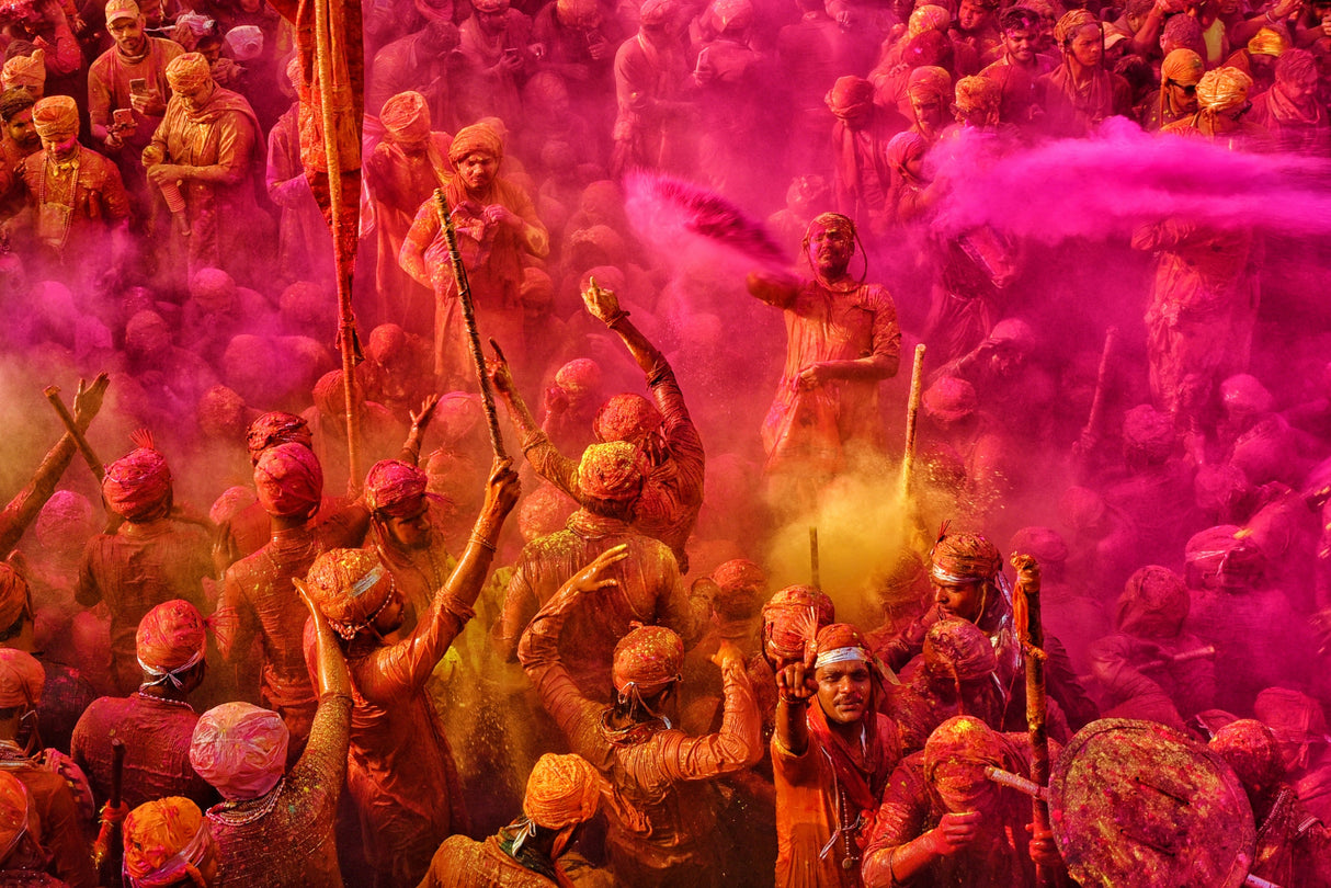 Colors of Holi II Poster och Canvastavla