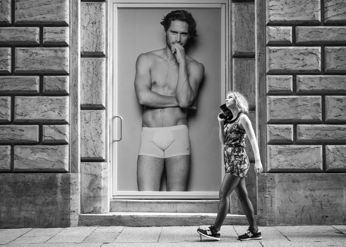 Model and photographer Poster och Canvastavla