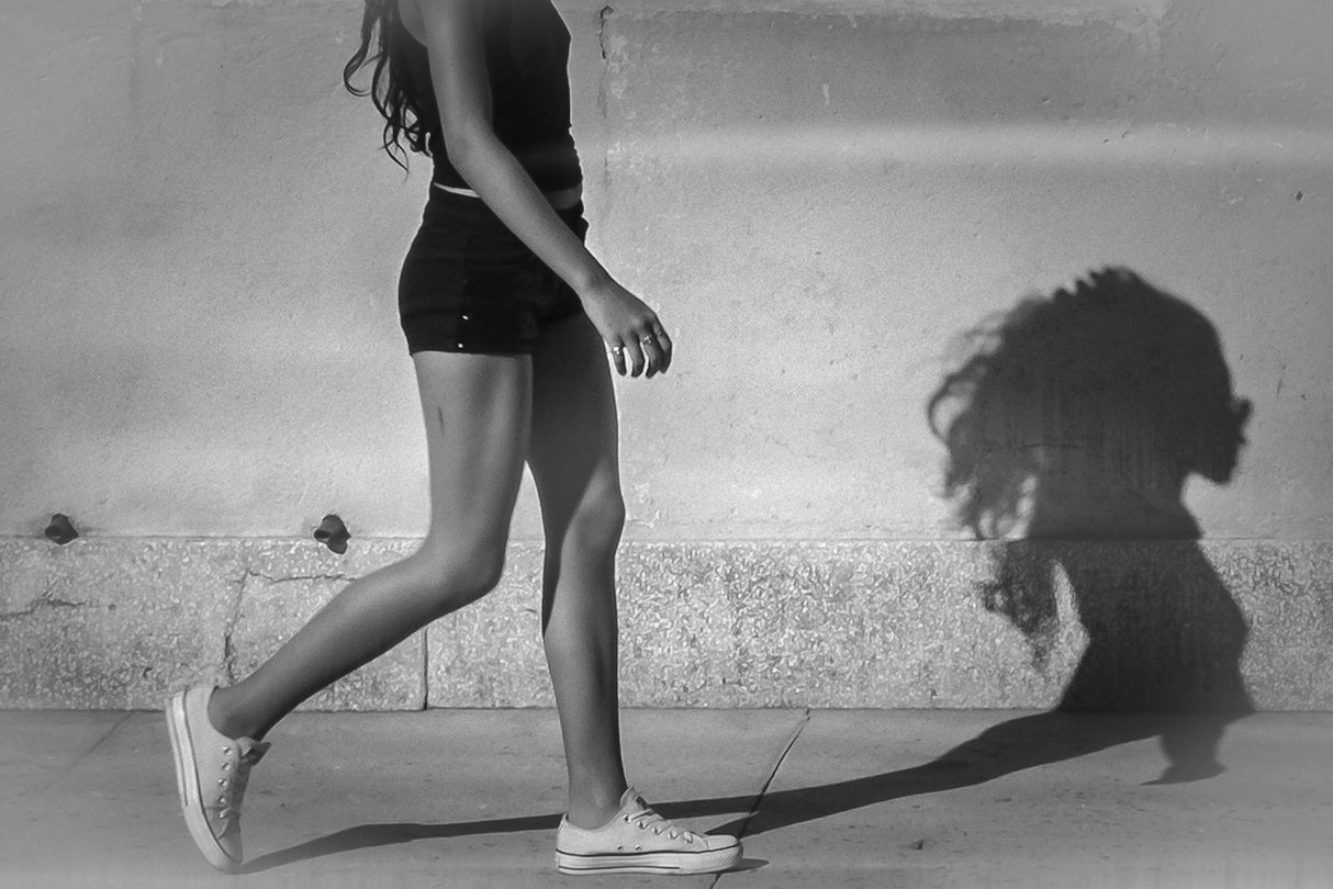 Walking Shadow Poster och Canvastavla