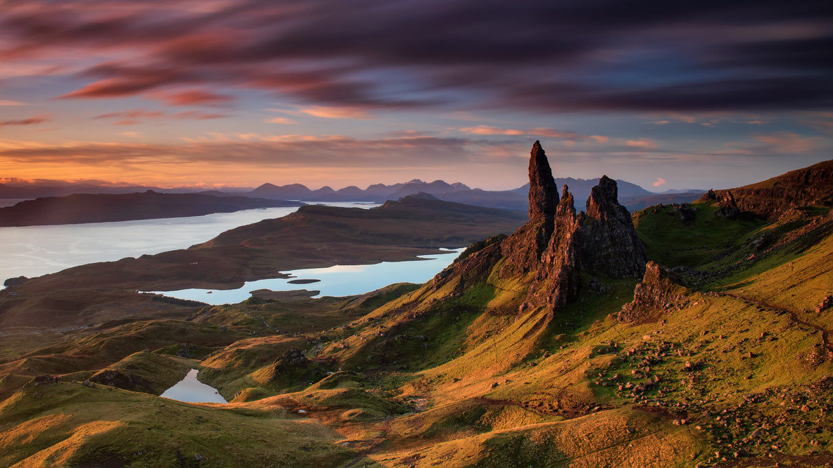 The Old Man of Storr Poster och Canvastavla