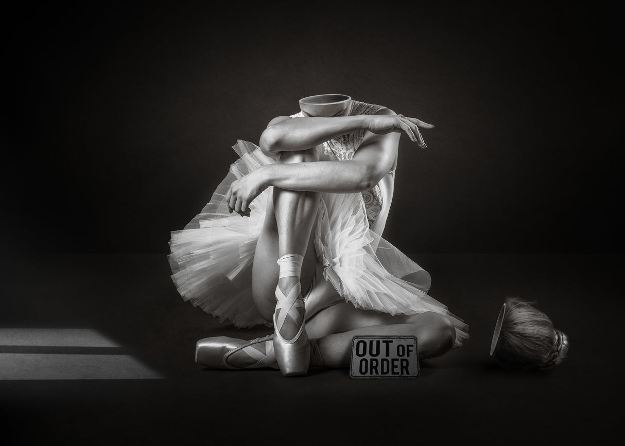 Out of Order Poster och Canvastavla