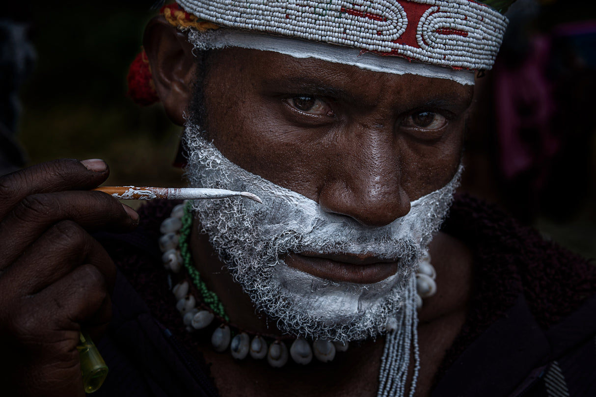 Painting for the sing-sing festival in Mt. Hagen-Papua New Guinea Poster och Canvastavla