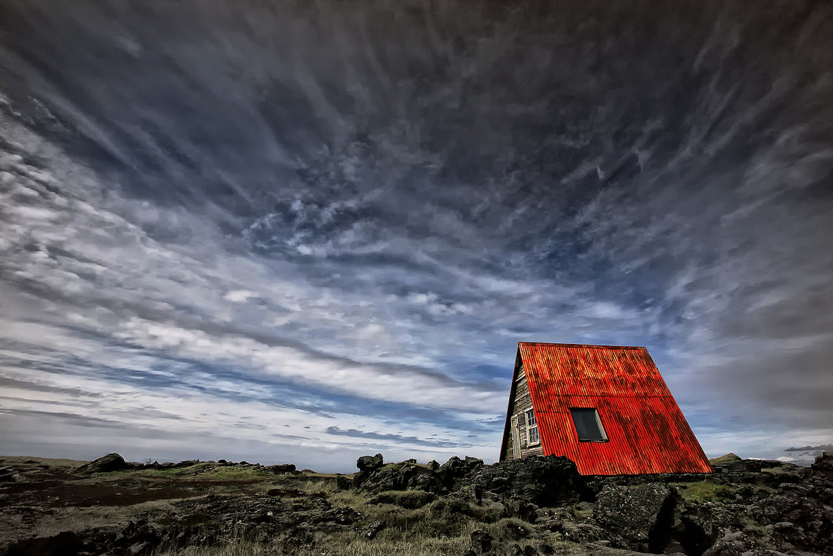Red Roof Cabin Poster och Canvastavla