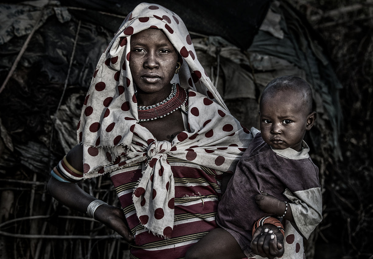 Samburu tribe woman and her child-Kenya Poster och Canvastavla