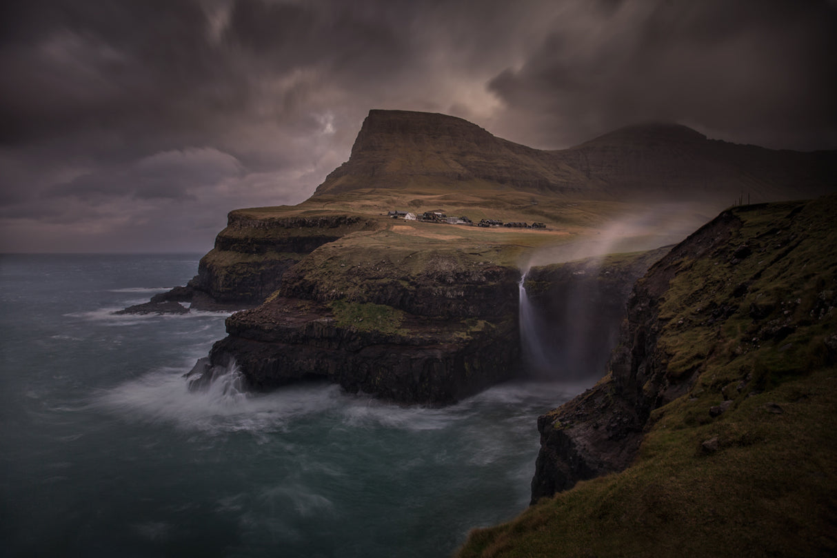 When the water flew up to the sky Poster och Canvastavla