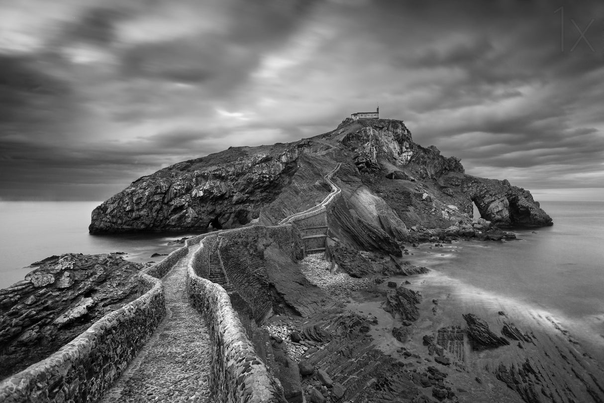 Gaztelugatxe Poster och Canvastavla