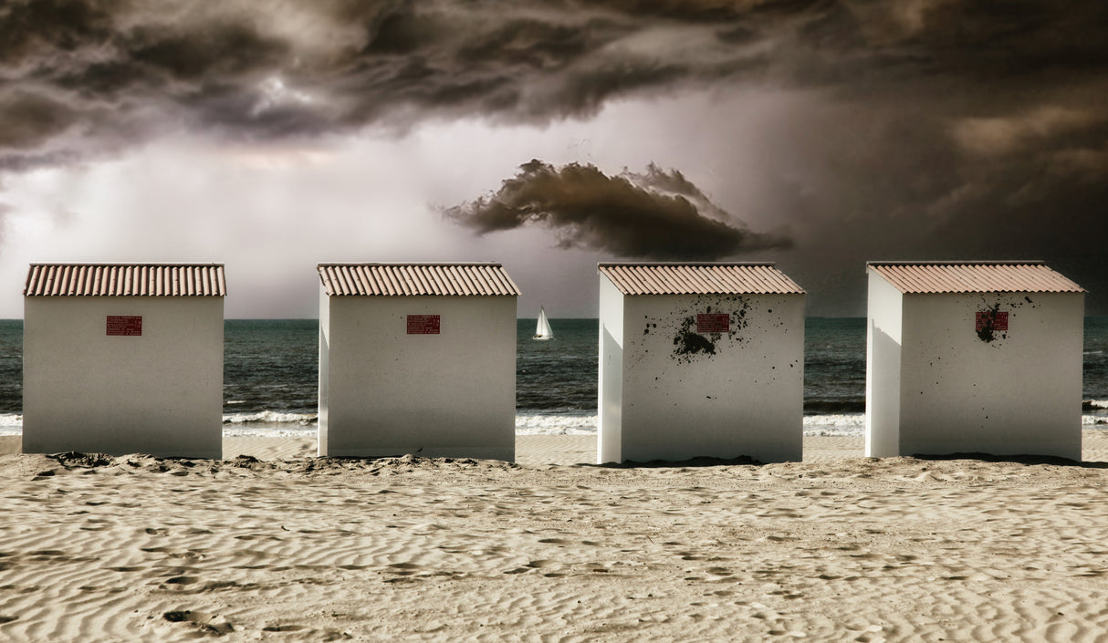 Seashore serenity after a sand battle Poster och Canvastavla