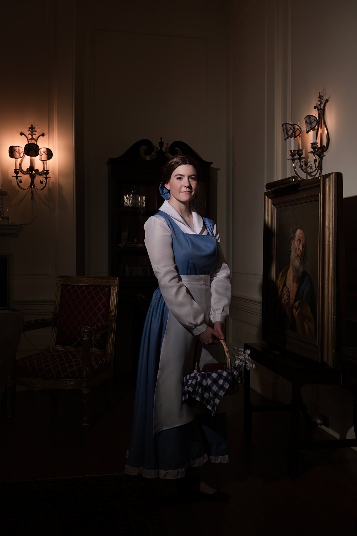Maid with Flower Basket Poster och Canvastavla