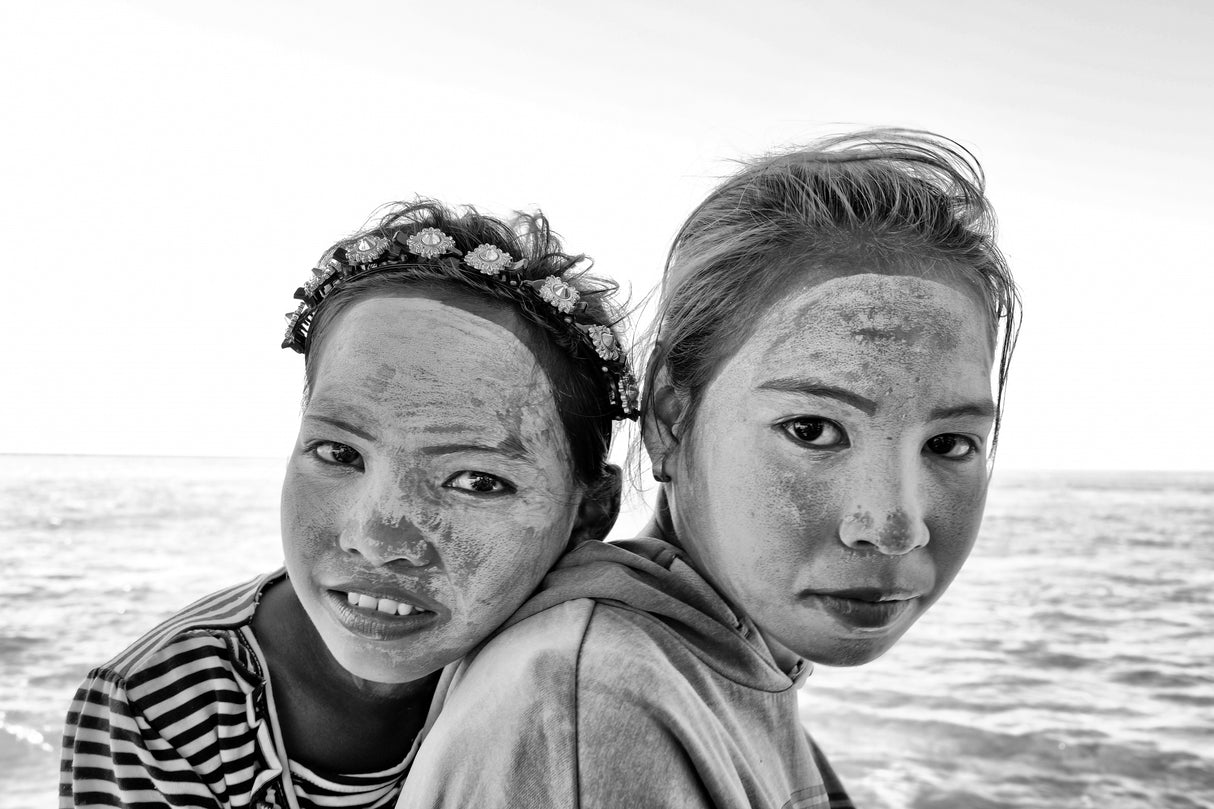 Bajau Girls Poster och Canvastavla