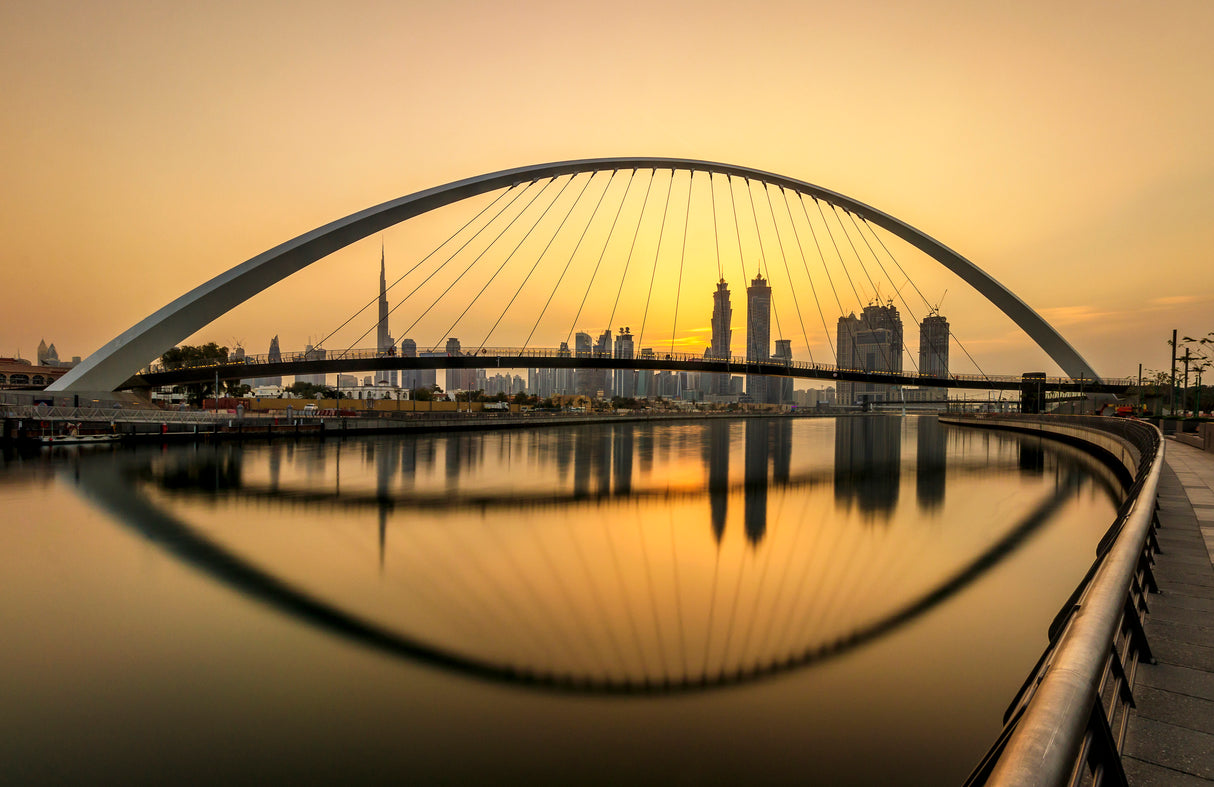 Dubai Water Canal Poster och Canvastavla