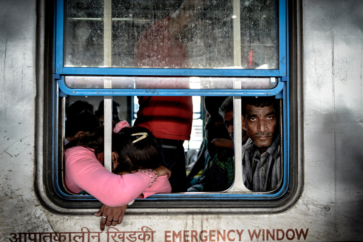 Emergency Window Poster och Canvastavla
