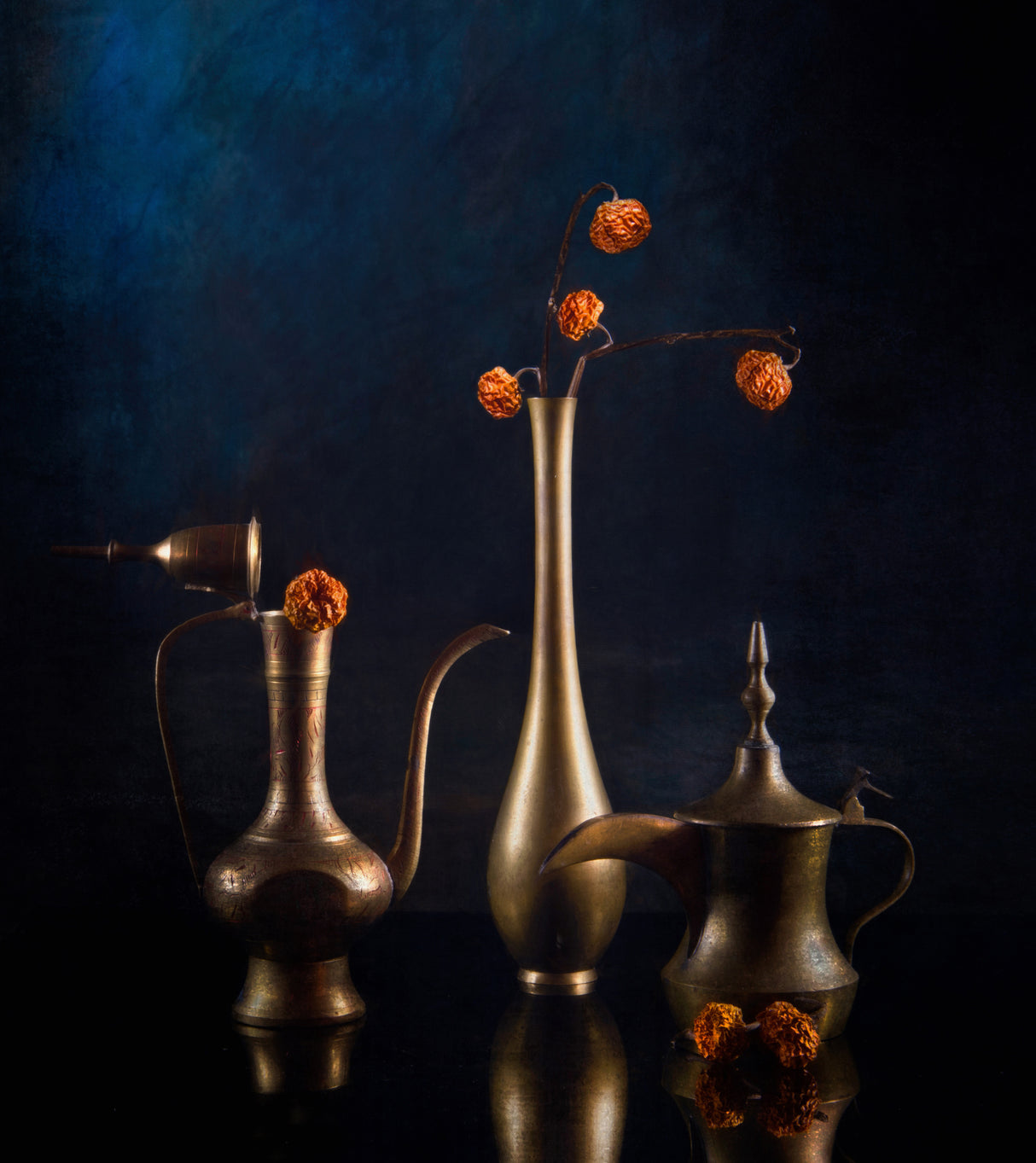 Bronze Vase Poster och Canvastavla