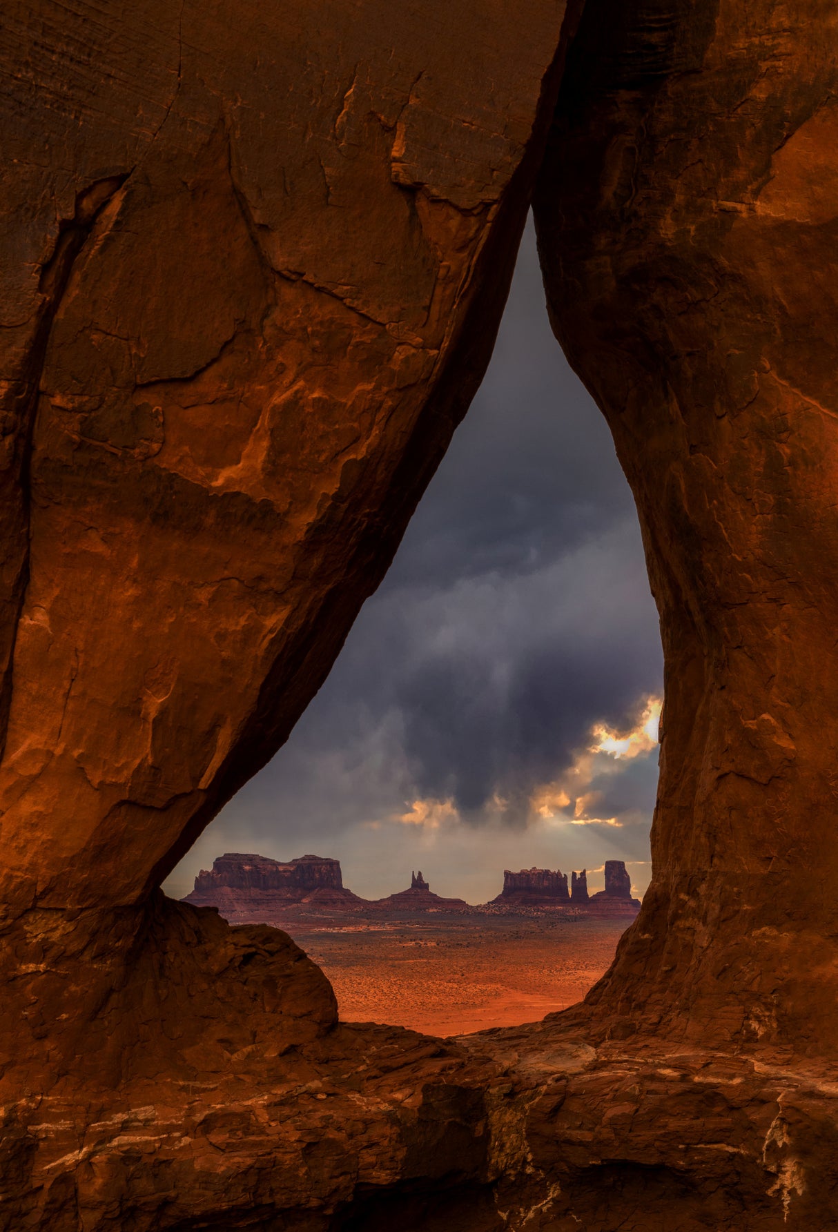 Teardrop Arch Poster och Canvastavla