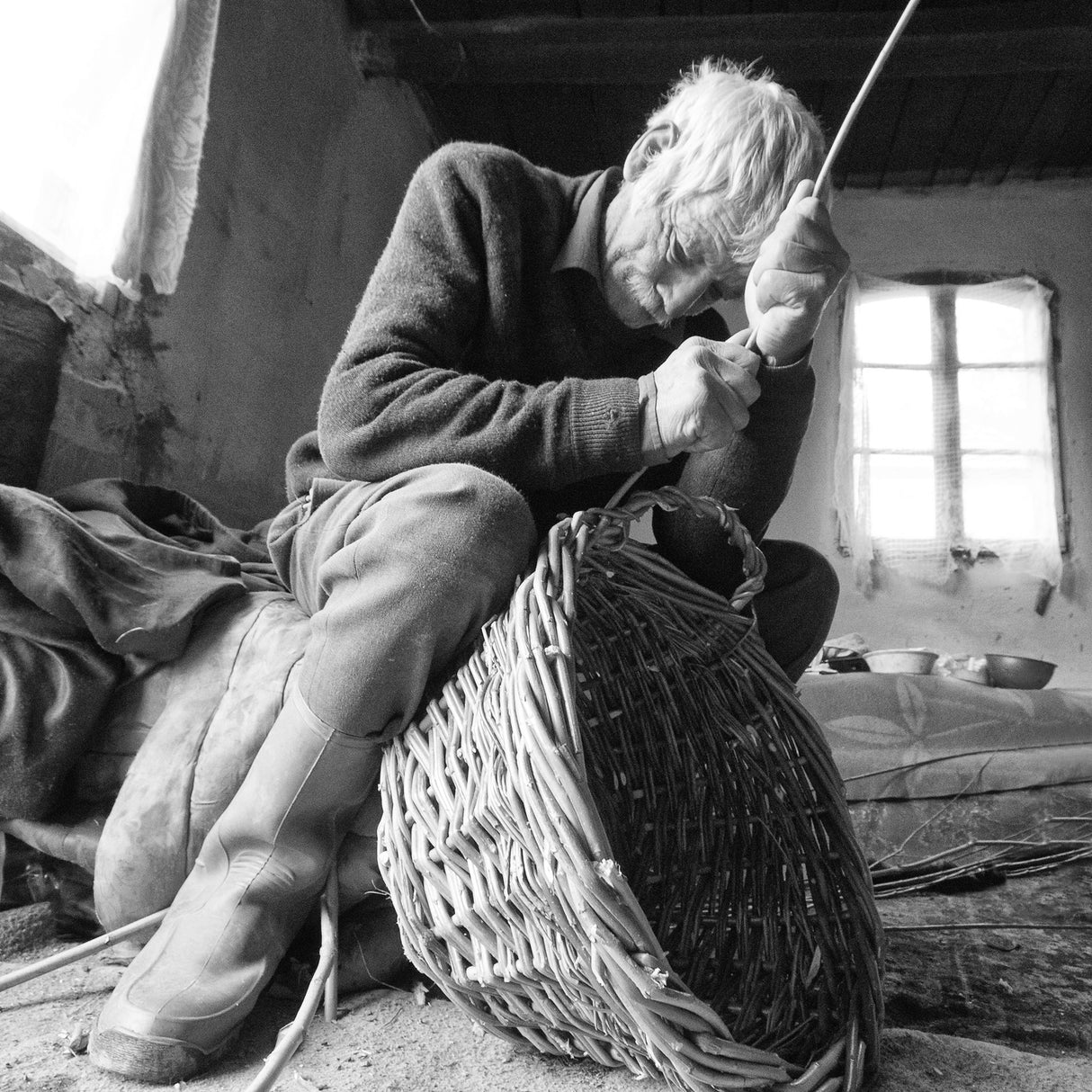 Basket maker Poster och Canvastavla