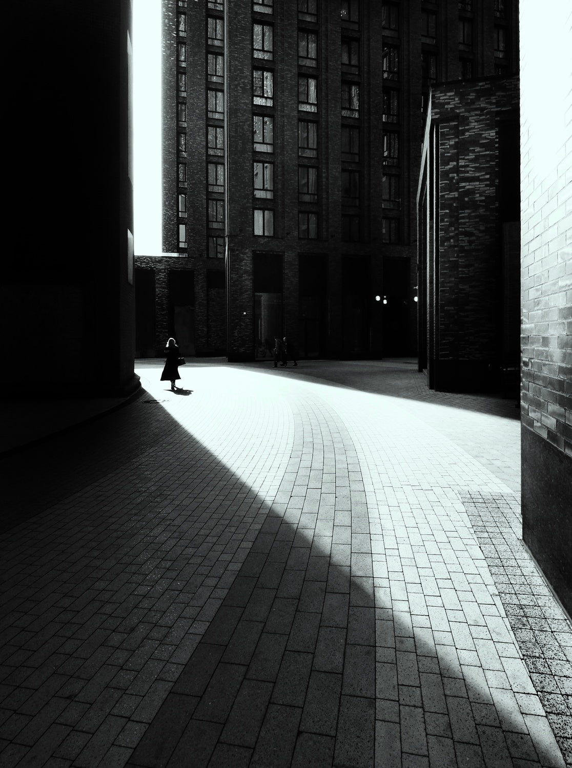 Light inside the shadow. Poster och Canvastavla