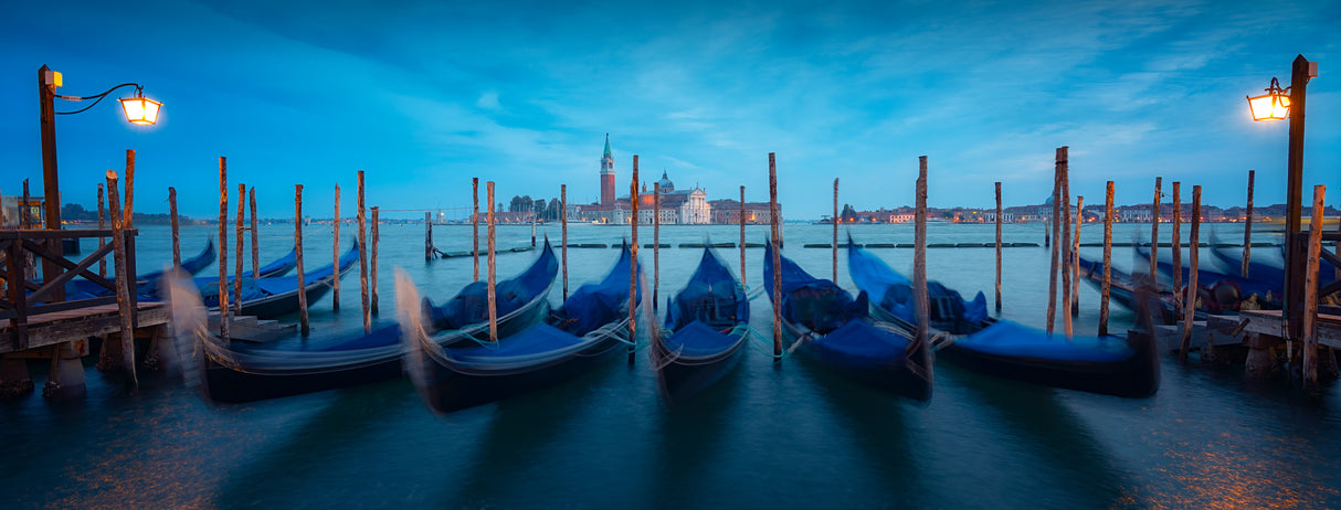 Venice Blue I Poster och Canvastavla