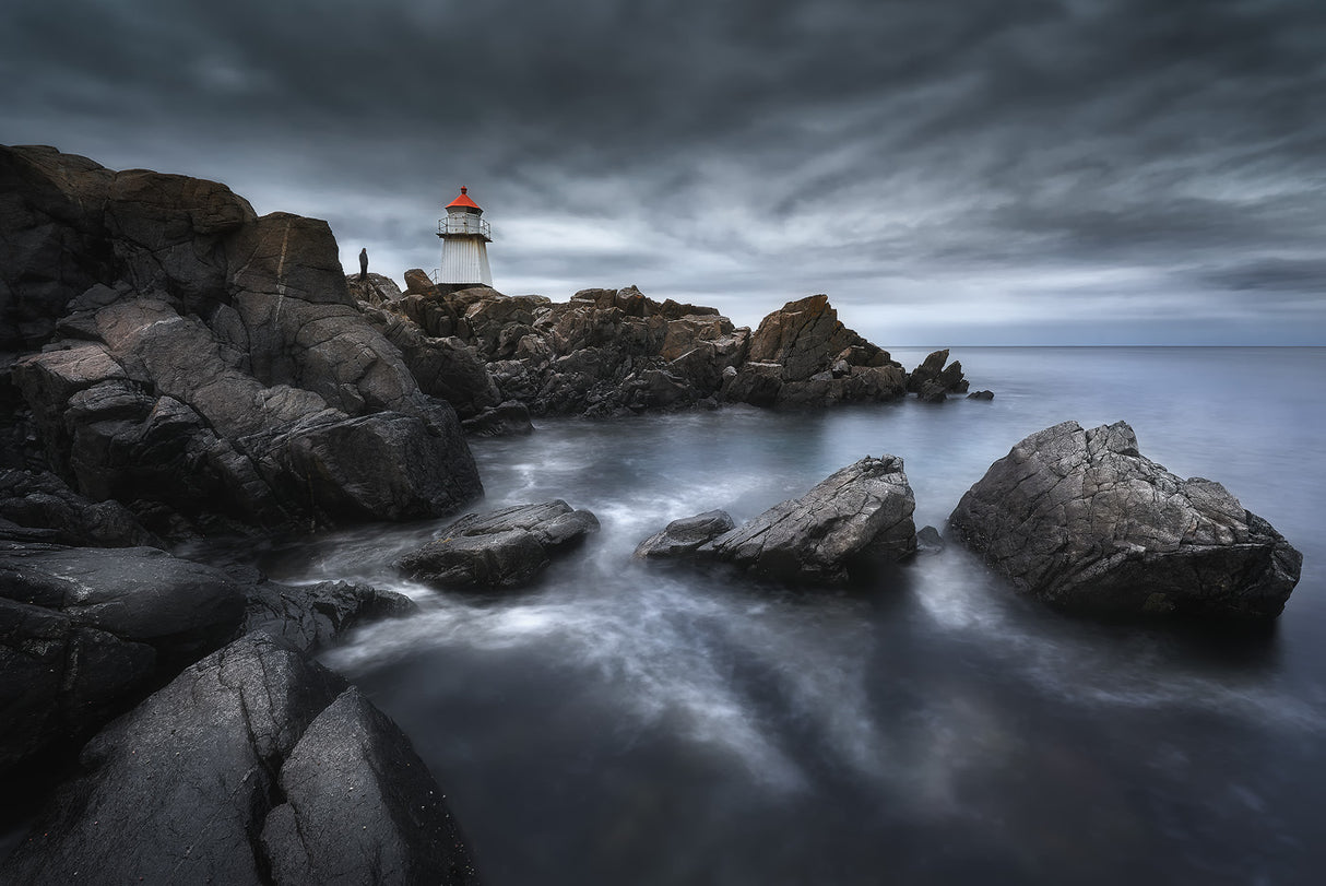 Lighthouse in Lofoten Poster och Canvastavla