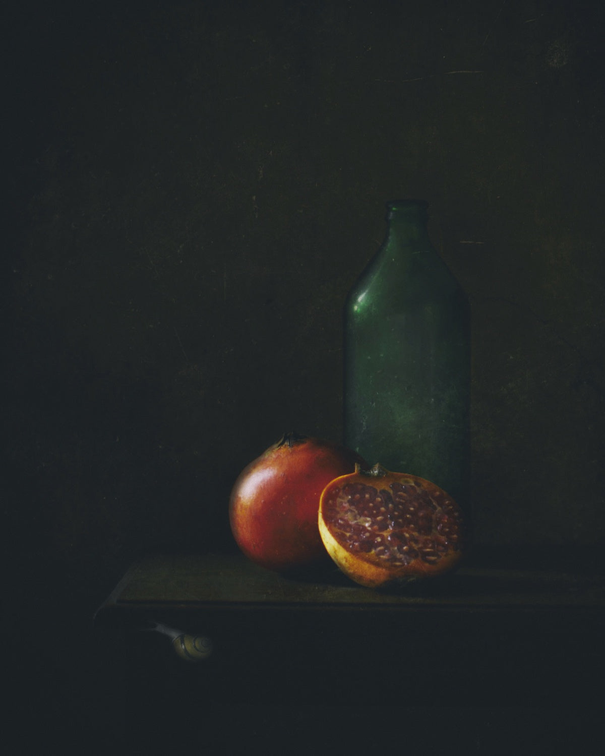 Pomegranate and Green Bottle Poster och Canvastavla