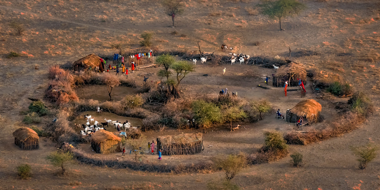 The Village of Maasai Mara Poster och Canvastavla