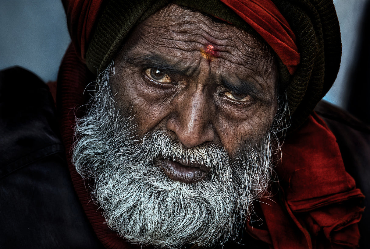 Waiting for a free eye check-up and screening - Netra Kumbh - Prayagraj-India Poster och Canvastavla