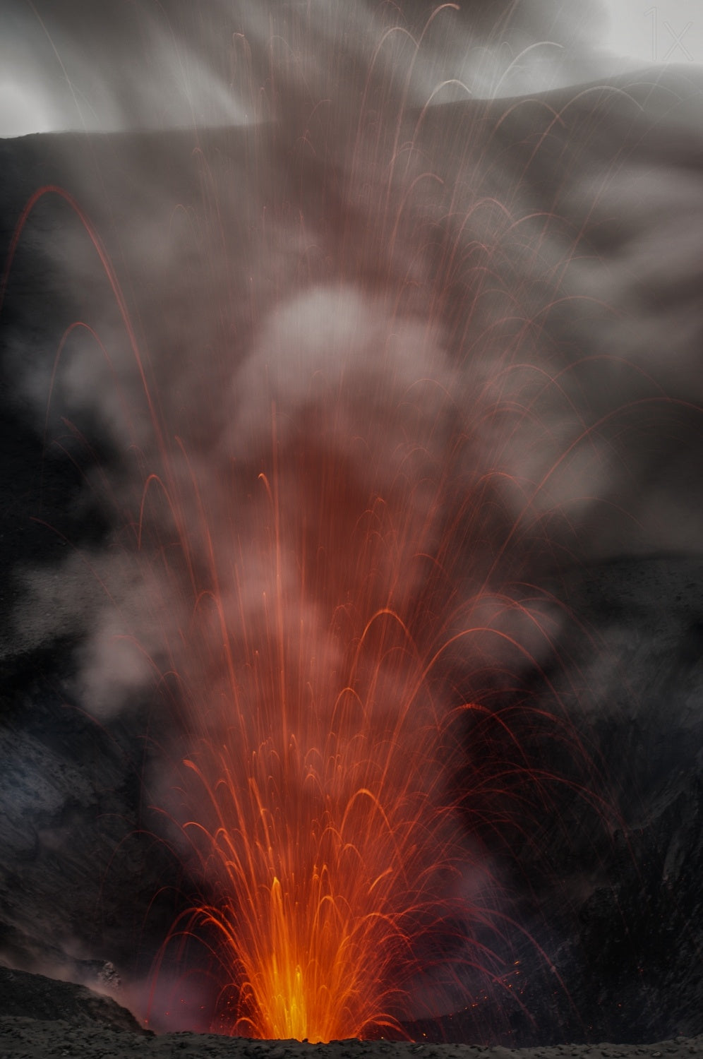 magma bubbles from mt. yasur Poster och Canvastavla
