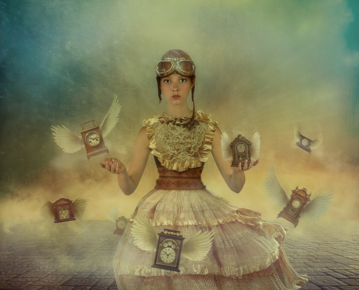 Mistress of time Poster och Canvastavla