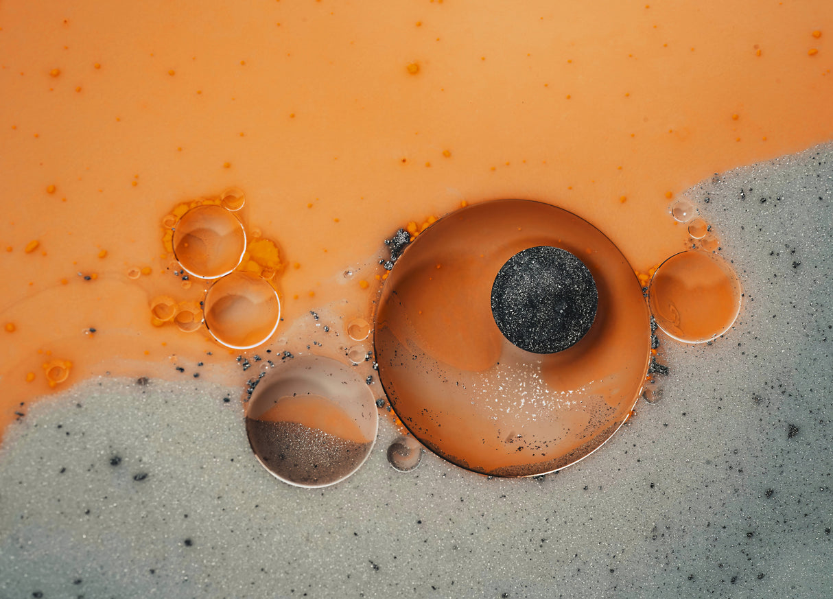Fluid Orange Grey Silver Macro Photo Poster och Canvastavla