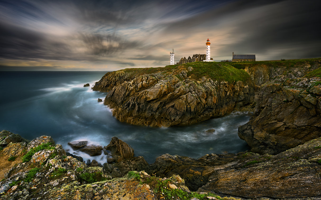 Pointe Saint-Mathieu... Poster och Canvastavla