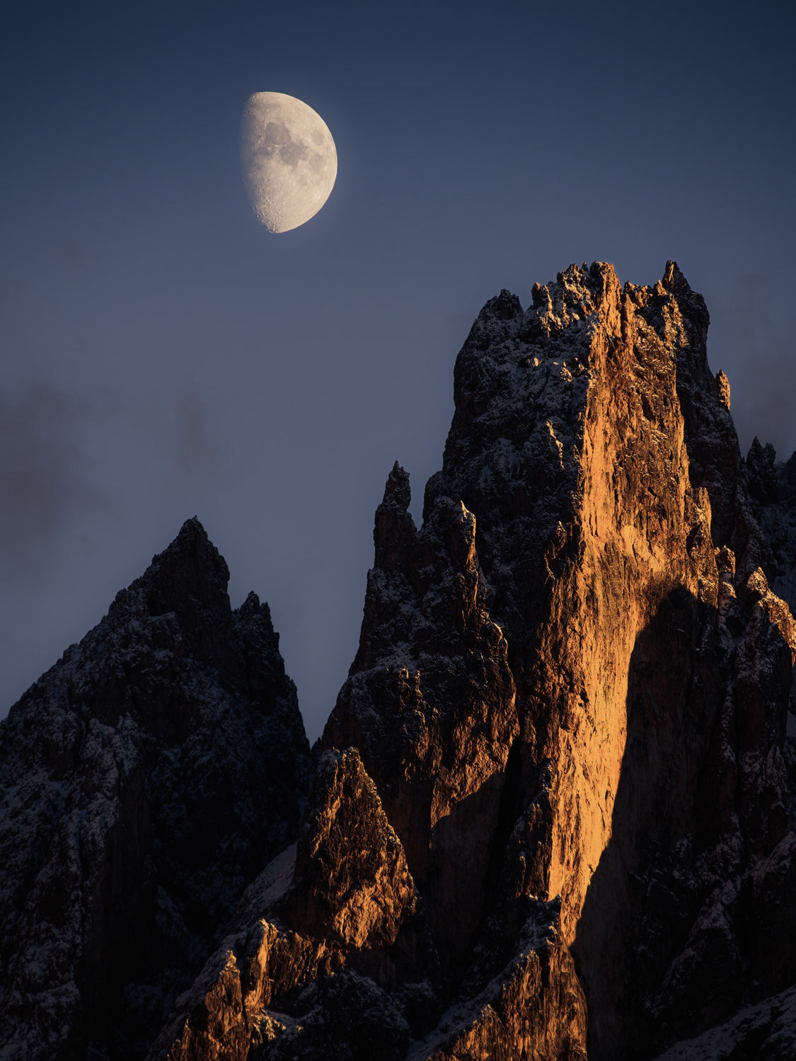Half Moon Poster och Canvastavla
