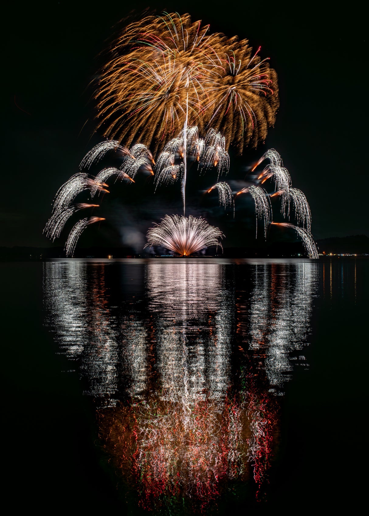 Fireworks Crown Poster och Canvastavla