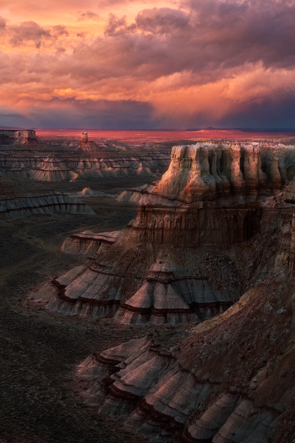 Evening Glow over the Grand Vista Poster och Canvastavla