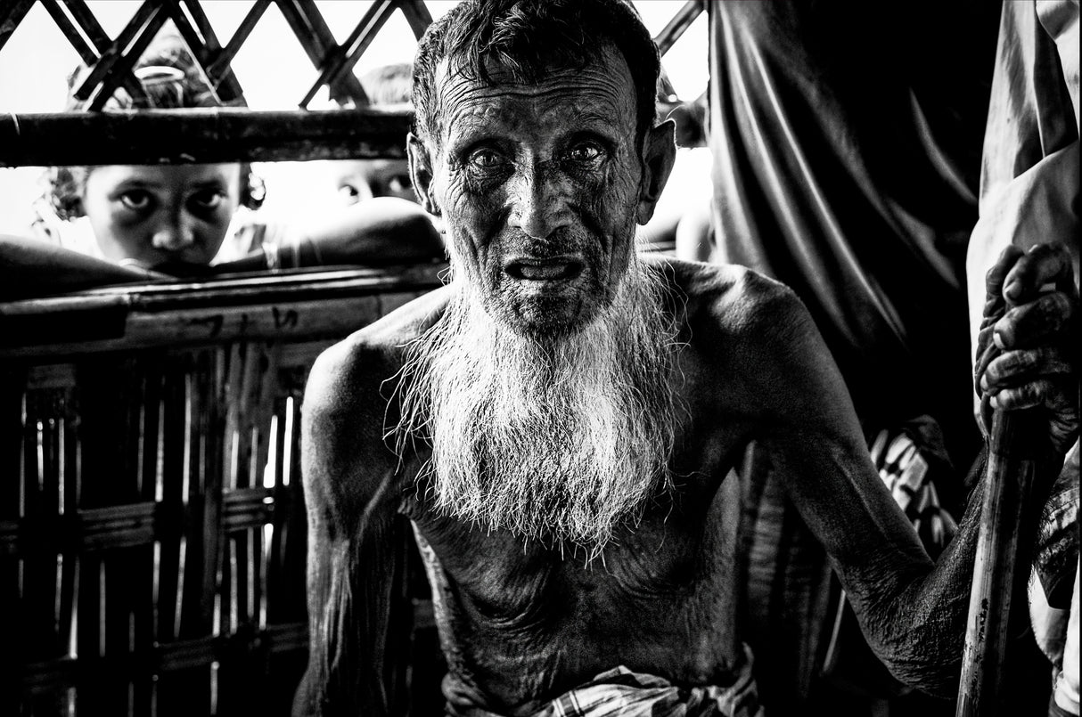 Rohingya refugee elderly man - Bangladesh Poster och Canvastavla