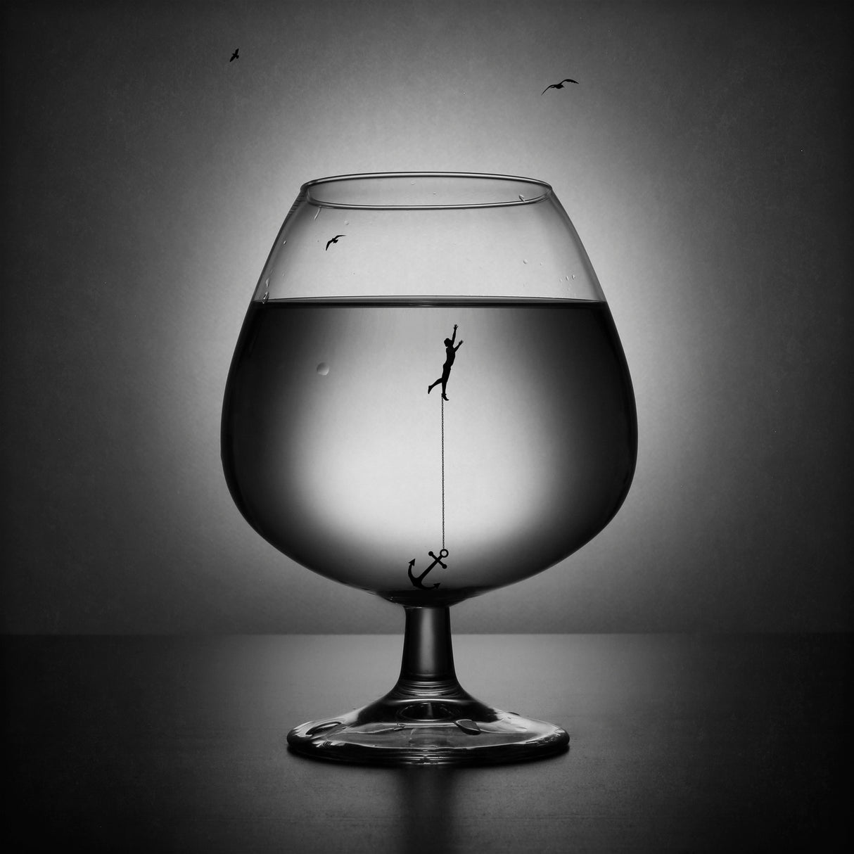 Alcoholism. The drowning Poster och Canvastavla