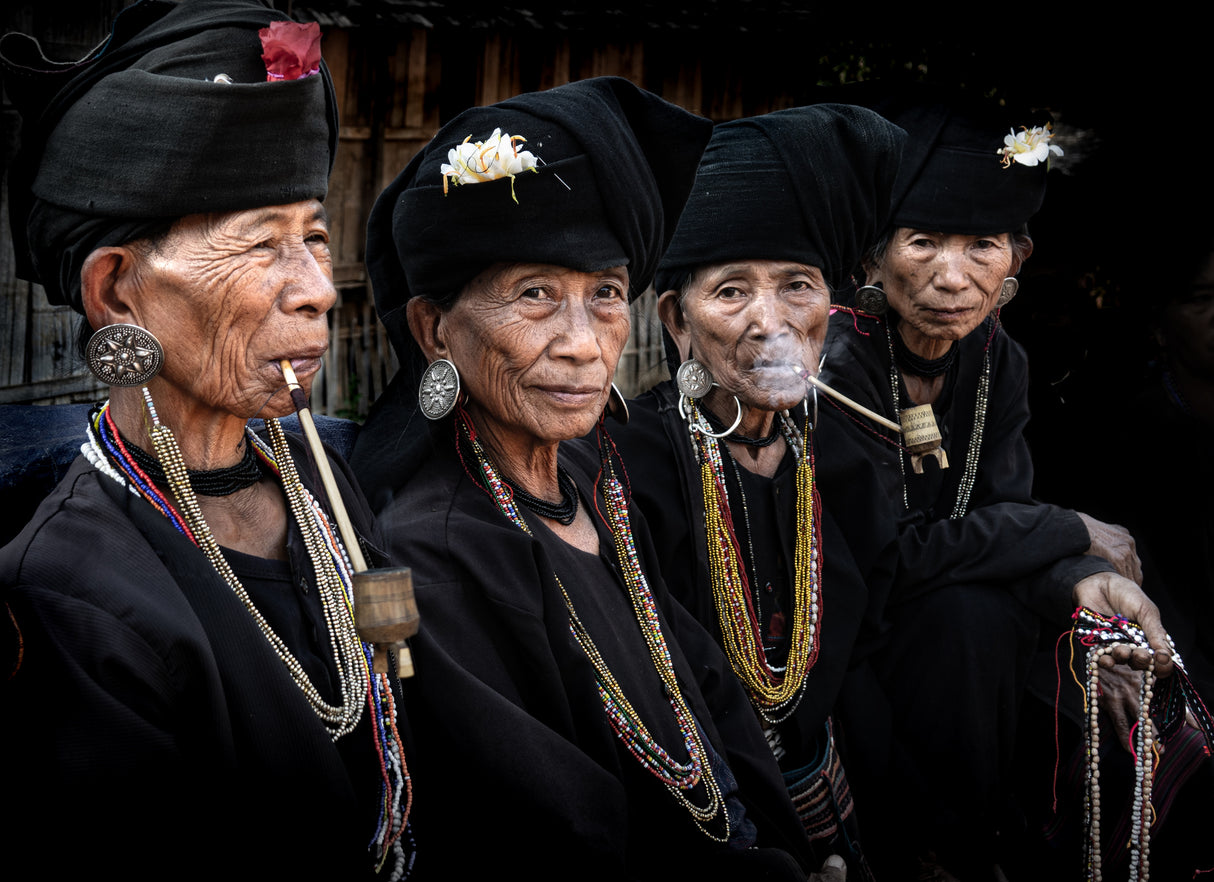 Akhu women at Wan Sai, Myanmar-8221 Poster och Canvastavla