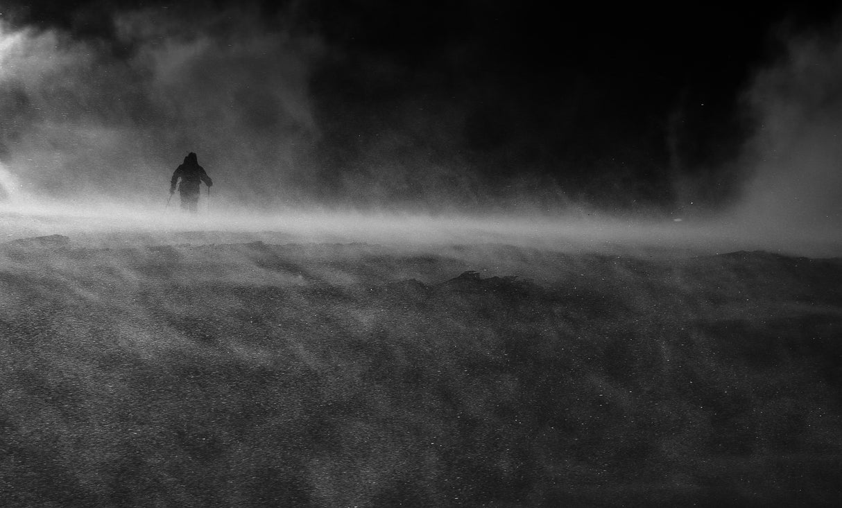 Into Darkness Poster och Canvastavla