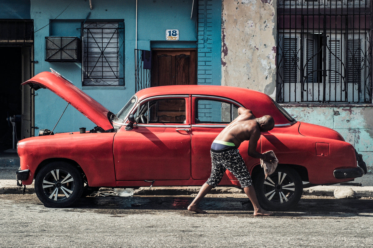 Washing a Car Poster och Canvastavla