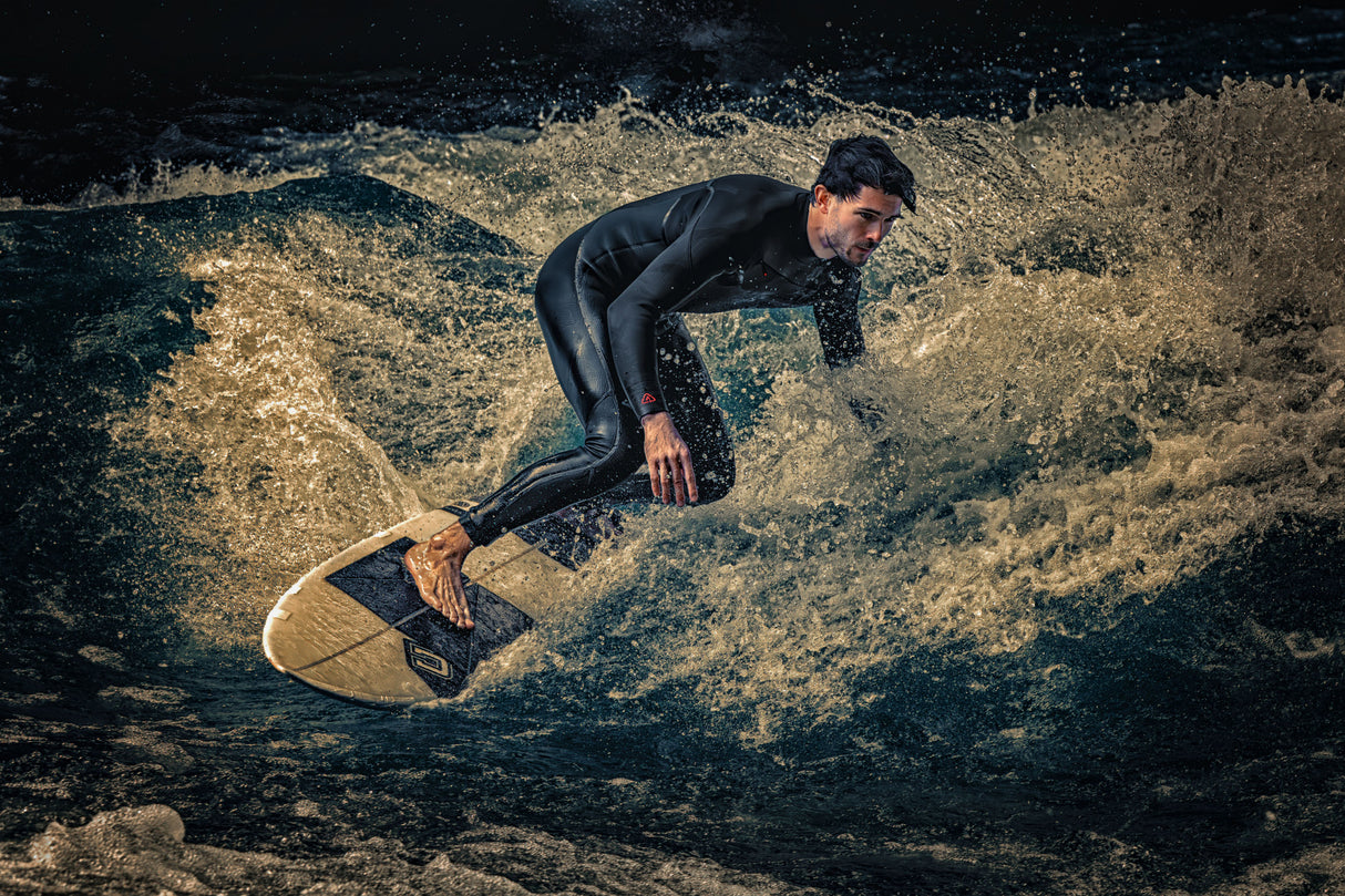 Surfer in Munich 3 Poster och Canvastavla