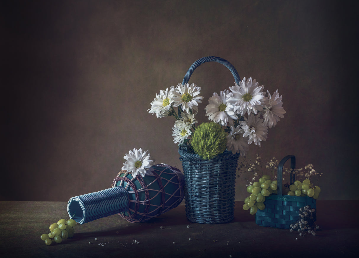 Chamomile and Grapes Poster och Canvastavla