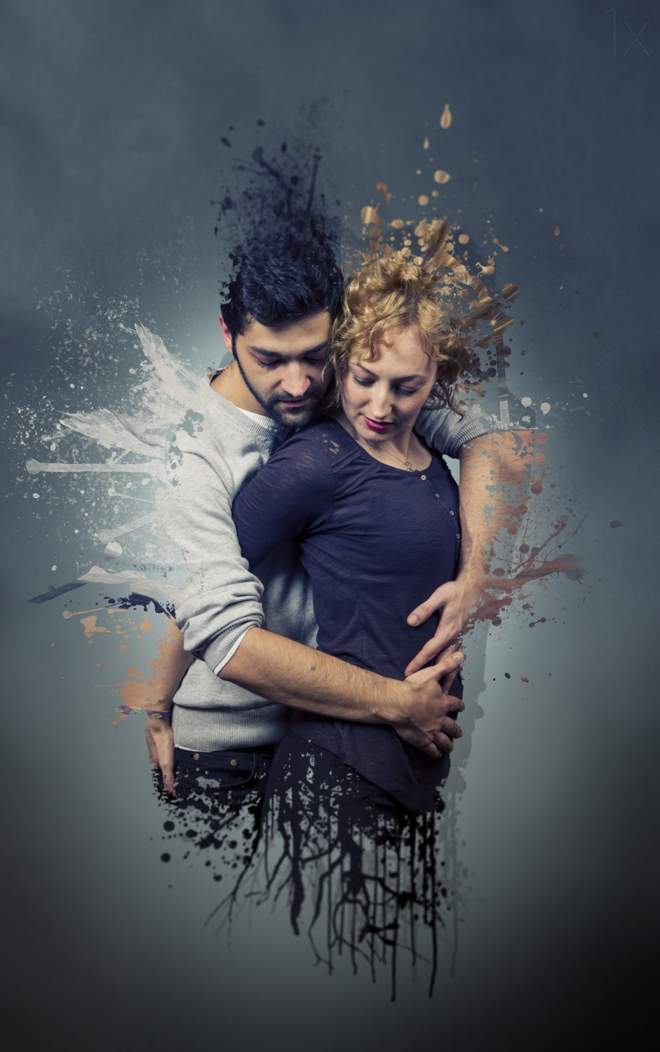 Embrace Poster och Canvastavla