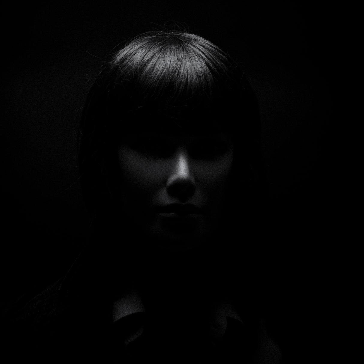 Dark Portrait Poster och Canvastavla